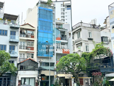Tòa nhà HoliStay | 2/3A Nguyễn Thị Minh Khai, Phường Sài Gòn, TP.HCM