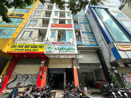 Tòa nhà Việt Trần | 19 Hoàng Diệu, Phường Xóm Chiếu, TP.HCM