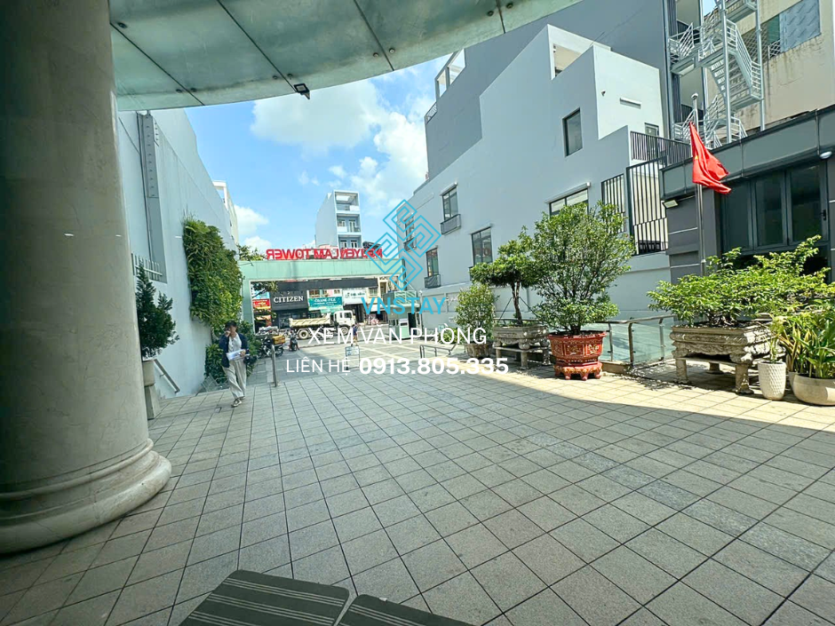 Nguyễn Lâm Tower 133 Dương Bá Trạc, Phường Chánh Hưng, TP.HCM-3